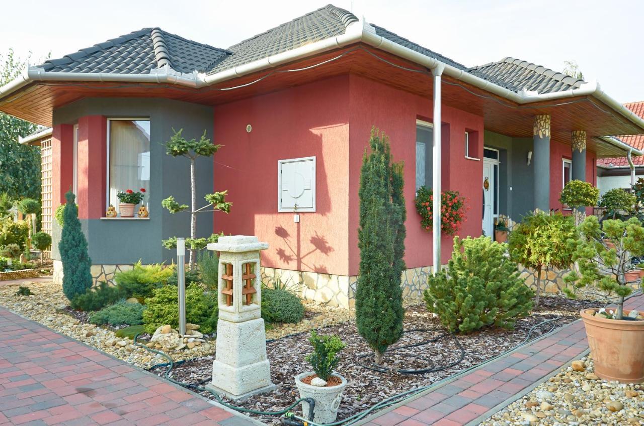 Homokhati Apartman Mórahalom Екстериор снимка