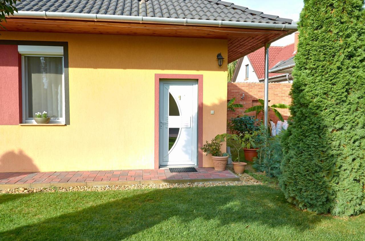Homokhati Apartman Mórahalom Екстериор снимка